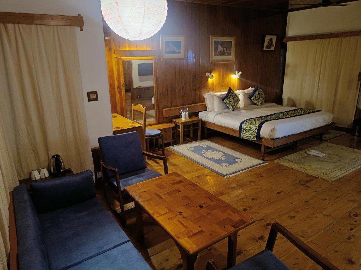 מנאלי Hotel Negi'S Mayflower A Heritage Since 1965 מראה חיצוני תמונה