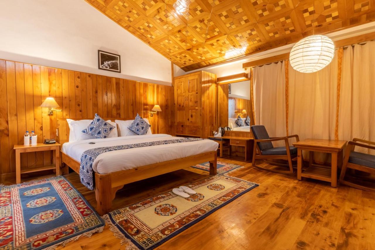 מנאלי Hotel Negi'S Mayflower A Heritage Since 1965 מראה חיצוני תמונה
