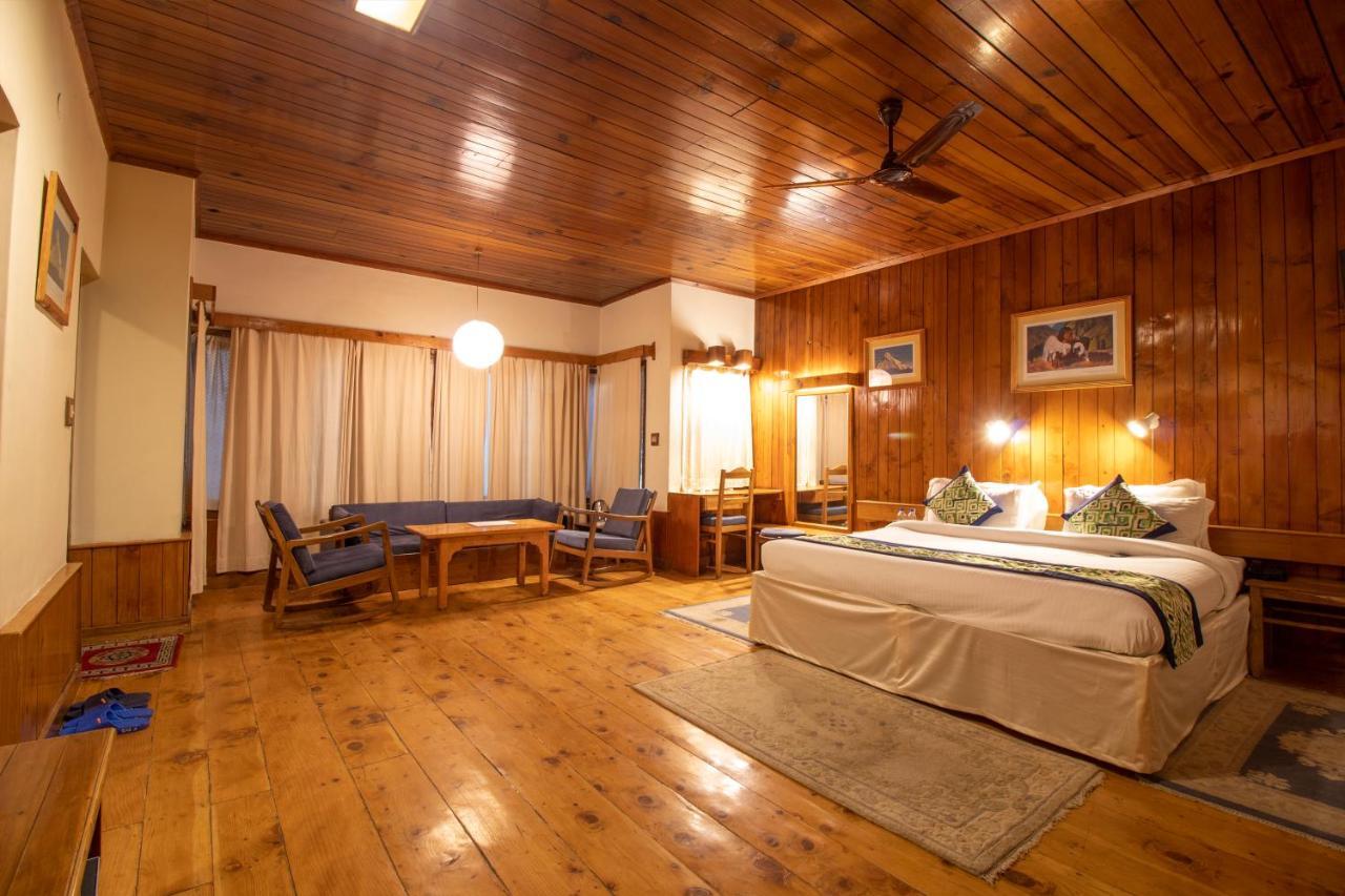 מנאלי Hotel Negi'S Mayflower A Heritage Since 1965 מראה חיצוני תמונה