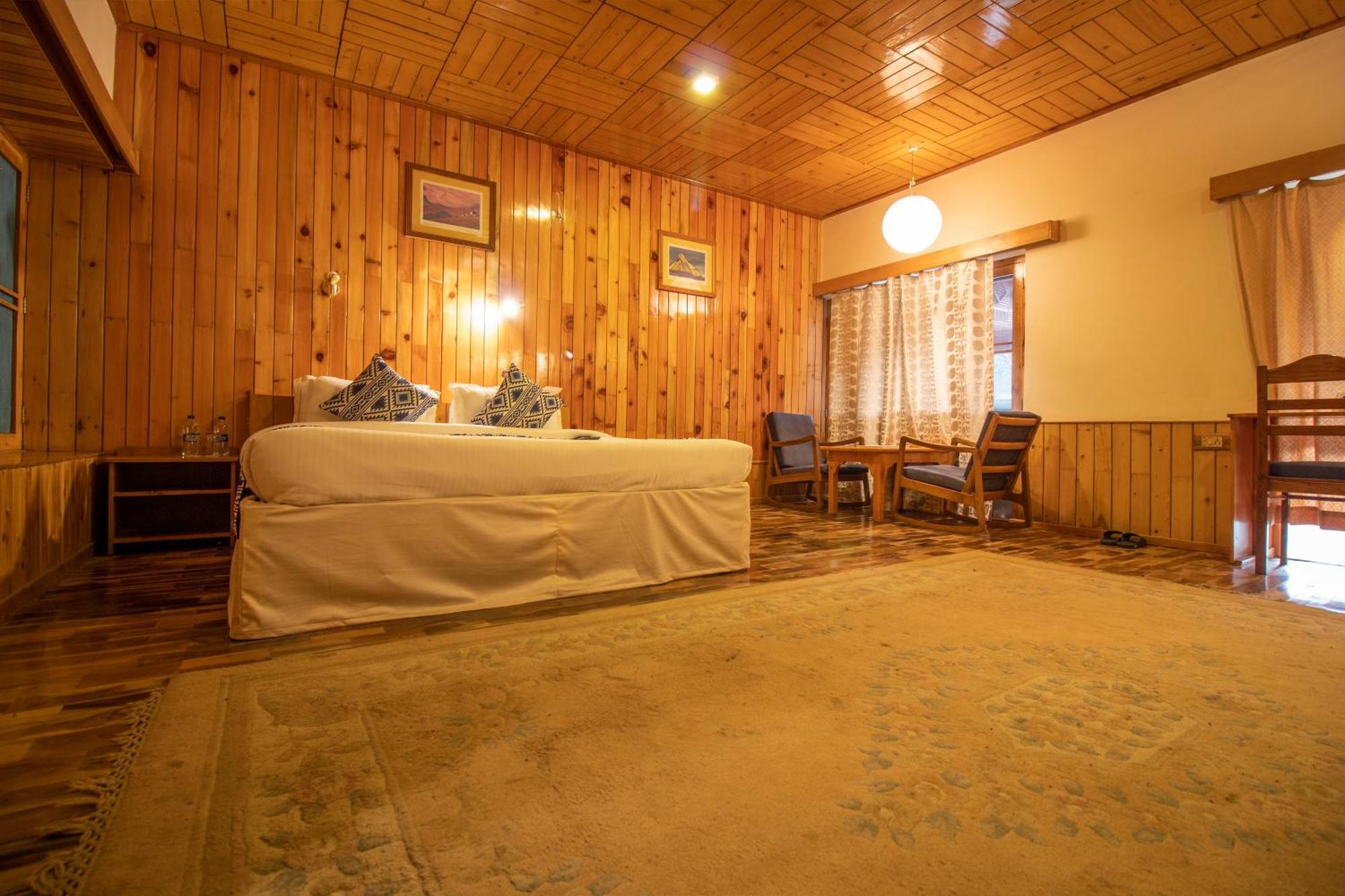 מנאלי Hotel Negi'S Mayflower A Heritage Since 1965 מראה חיצוני תמונה