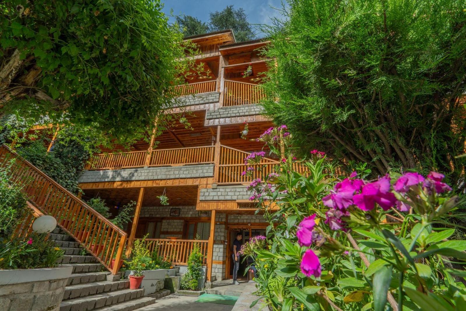 מנאלי Hotel Negi'S Mayflower A Heritage Since 1965 מראה חיצוני תמונה