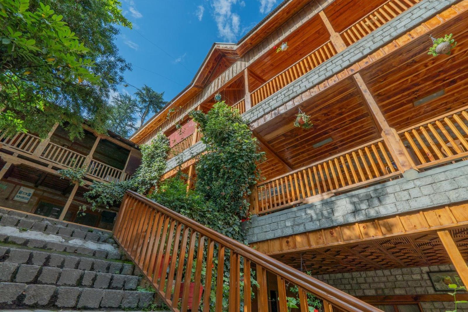 מנאלי Hotel Negi'S Mayflower A Heritage Since 1965 מראה חיצוני תמונה