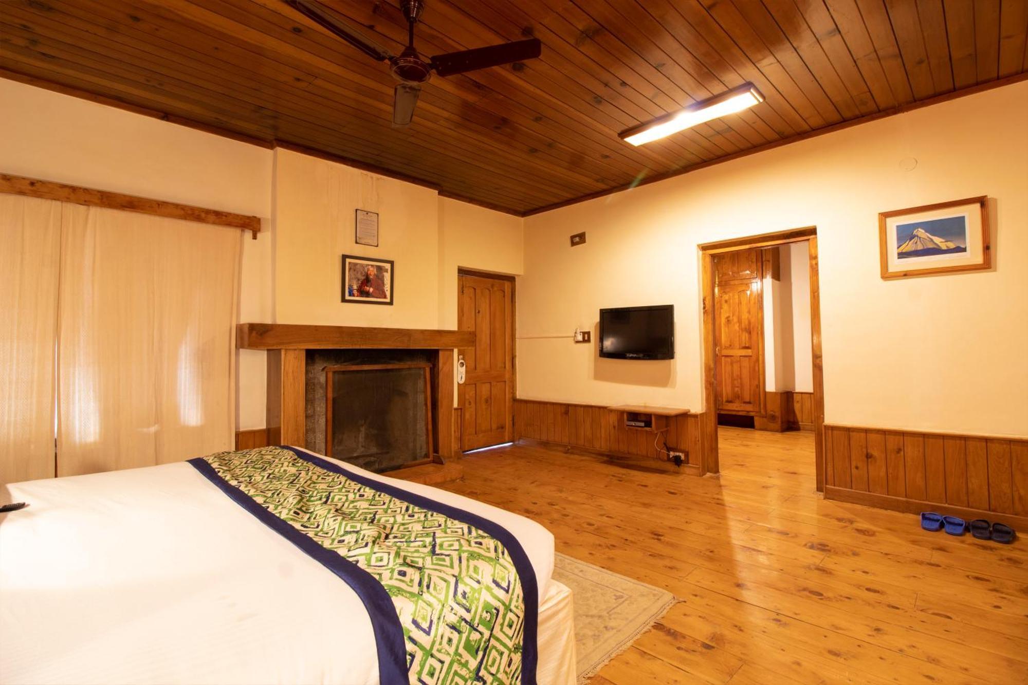 מנאלי Hotel Negi'S Mayflower A Heritage Since 1965 מראה חיצוני תמונה